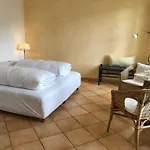 Casa Concerto Hotel Frühstückspension Brissago TI